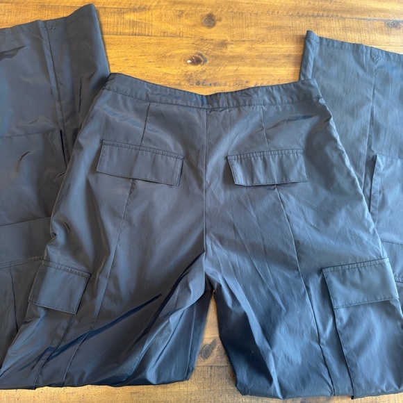 White fox boutique Black cargo pants small New! - Picture 3 of 8